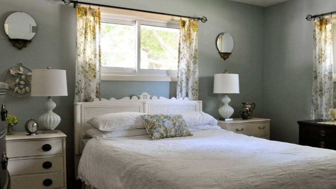 headboard under window